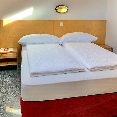 Hotel&Hostel Montarina Lugano Bagian luar foto