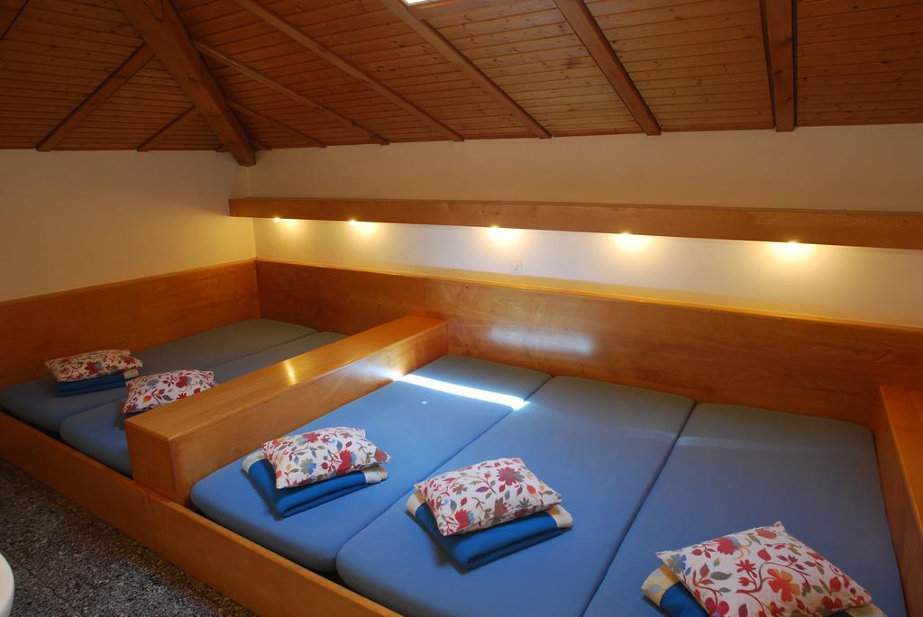 Hotel&Hostel Montarina Lugano Ruang foto