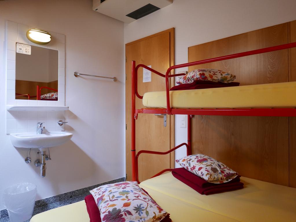 Hotel&Hostel Montarina Lugano Bagian luar foto